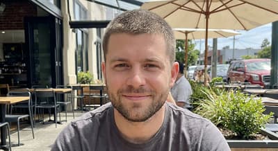 Longer buzz cut #3-4 guard